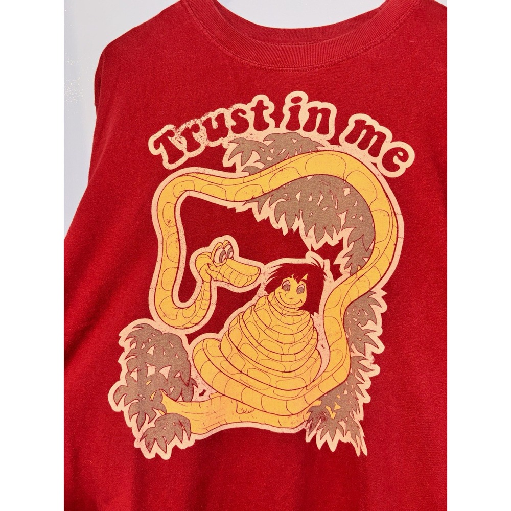 Disney Jungle Book "Trust in Me" Kaa Mowgli Men's M Red Long Sleeve Tee